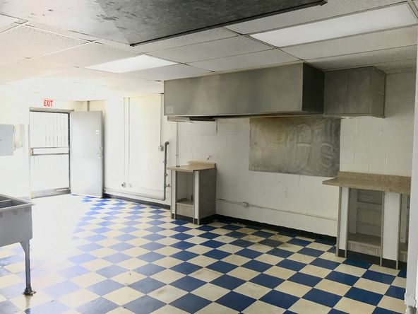 330 W. Station St., Kankakee, IL 60901